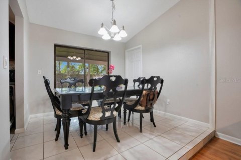 Casa en venta en Tampa, Florida, 4 dormitorios, 283.17 m2 № 2230939 - foto 16