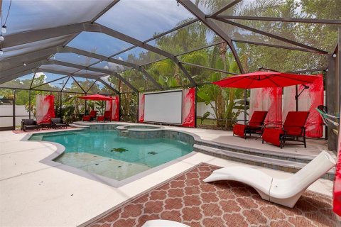 House in Dover, Florida 5 bedrooms, 321.91 sq.m. № 2200140 - photo 19