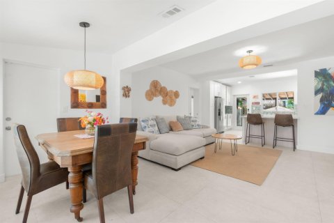 Casa en venta en Fort Lauderdale, Florida, 4 dormitorios, 122.45 m2 № 2254471 - foto 12