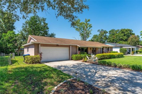 House in Orlando, Florida 3 bedrooms, 138.24 sq.m. № 1855564 - photo 3