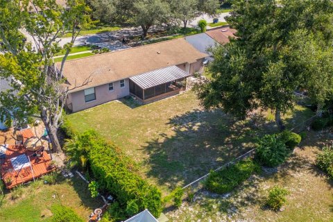 House in Orlando, Florida 3 bedrooms, 138.24 sq.m. № 1855564 - photo 14