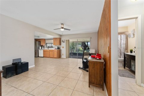 House in Orlando, Florida 3 bedrooms, 138.24 sq.m. № 1855564 - photo 24