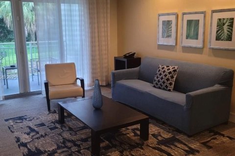 Condominio en venta en Doral, Florida, 1 dormitorio, 99.41 m2 № 1927713 - foto 19