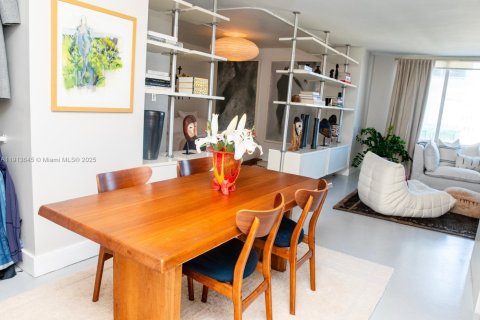 Купить кондоминиум в Майами-Бич, Флорида 72.09м2, № 1968458 - фото 11