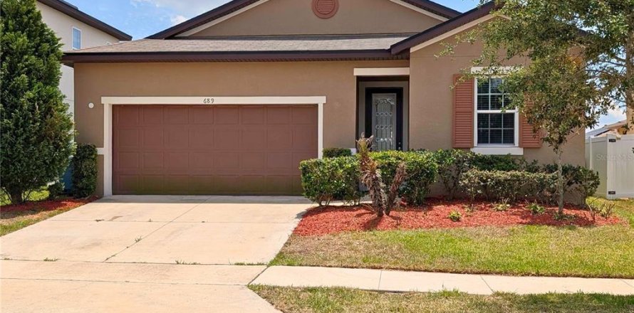 Villa ou maison à Haines City, Floride 3 chambres, 183.02 m2 № 2094079