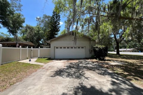 House in Ocala, Florida 3 bedrooms, 210.98 sq.m. № 1674165 - photo 17
