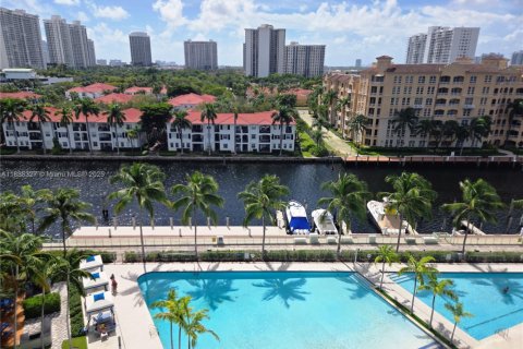 Condo in Aventura, Florida, 3 bedrooms  № 1942284 - photo 14