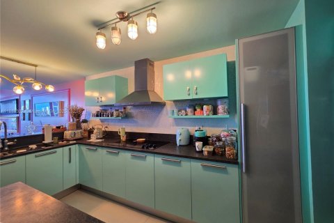 Condo in Aventura, Florida, 3 bedrooms  № 1942284 - photo 3