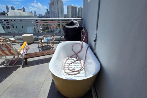 Condo in Aventura, Florida, 3 bedrooms  № 1942284 - photo 21