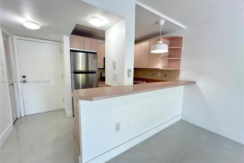 Copropriété à louer à Miami, Floride: 1 chambre, 59.46 m2 № 1898118 - photo 7
