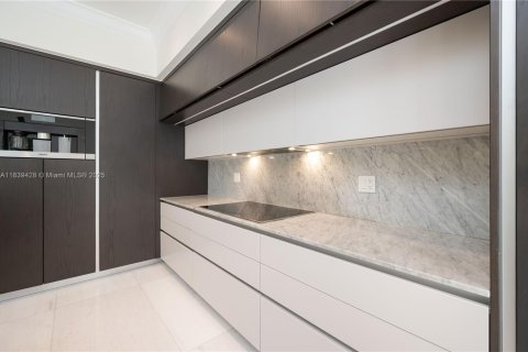 Villa ou maison à louer à Coral Gables, Floride: 7 chambres, 521.74 m2 № 1957814 - photo 26