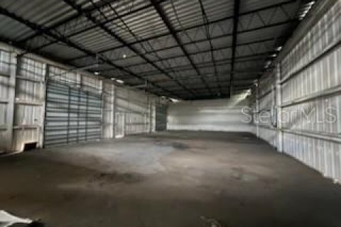 Commercial property in Port Charlotte, Florida 817.54 sq.m. № 2347816 - photo 22