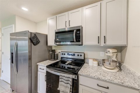 Villa ou maison à vendre à Spring Hill, Floride: 4 chambres, 137.96 m2 № 1909805 - photo 10