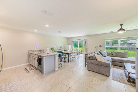 Villa ou maison à vendre à Spring Hill, Floride: 4 chambres, 137.96 m2 № 1909805 - photo 6