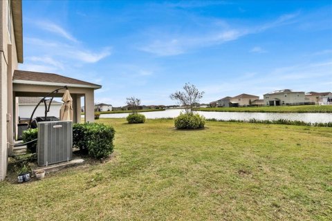 House in Kissimmee, Florida 4 bedrooms, 199.09 sq.m. № 1736571 - photo 23