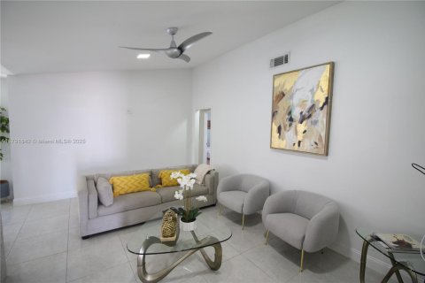 Casa en venta en Wellington, Florida, 4 dormitorios, 178.56 m2 № 1748747 - foto 27