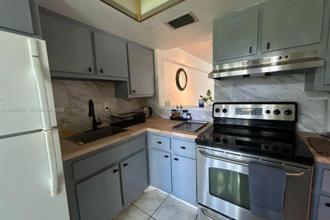 Condominio en alquiler en Hallandale Beach, Florida, 1 dormitorio, 60.2 m2 № 2051668 - foto 8