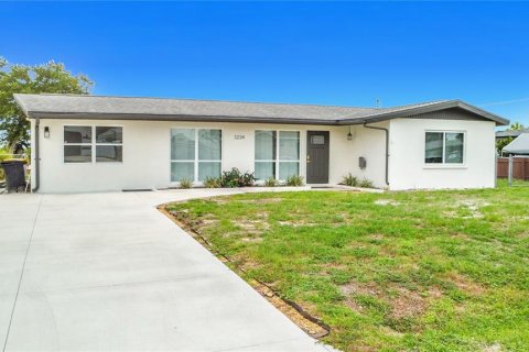 Villa ou maison à louer à Punta Gorda, Floride: 3 chambres, 138.15 m2 № 2137785 - photo 10