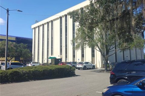 Immobilier commercial à louer à Tampa, Floride: 103.12 m2 № 2308696 - photo 14