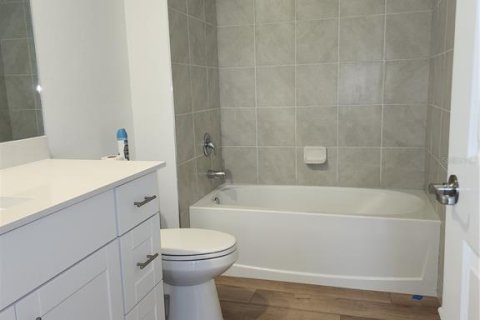 Casa en alquiler en Rotonda, Florida, 4 dormitorios, 168.8 m2 № 1911124 - foto 20