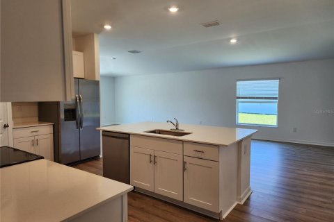 Casa en alquiler en Rotonda, Florida, 4 dormitorios, 168.8 m2 № 1911124 - foto 4