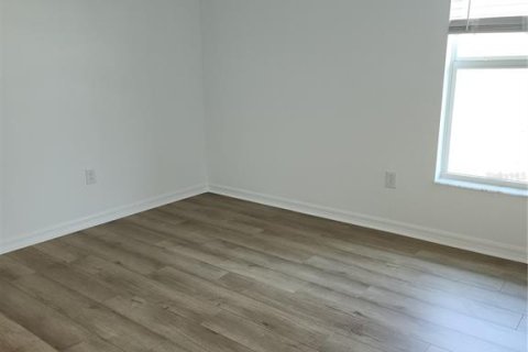 Casa en alquiler en Rotonda, Florida, 4 dormitorios, 168.8 m2 № 1911124 - foto 22