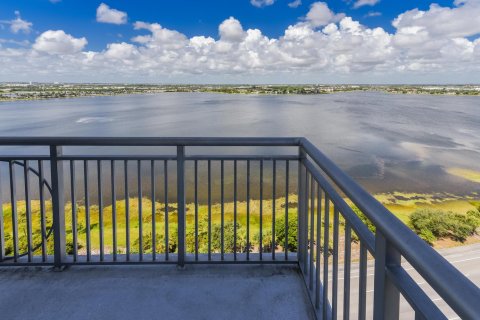 Copropriété à louer à West Palm Beach, Floride: 2 chambres, 114.55 m2 № 2191854 - photo 11
