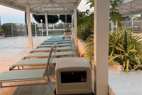 Condominio en alquiler en Miami Beach, Florida, 1 dormitorio, 67.45 m2 № 2176426 - foto 12