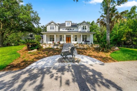Casa en Gainesville, Florida 7 dormitorios, 475.47 m2 № 2234128