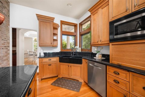 Casa en venta en Gainesville, Florida, 7 dormitorios, 475.47 m2 № 2234128 - foto 17