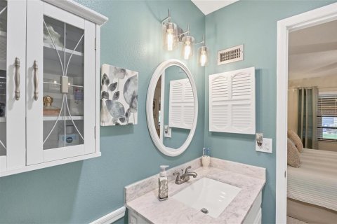 Condo in Bradenton, Florida, 2 bedrooms  № 1846448 - photo 27
