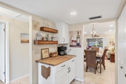 Condo in Bradenton, Florida, 2 bedrooms  № 1846448 - photo 18