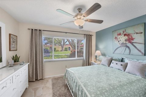 Condo in Bradenton, Florida, 2 bedrooms  № 1846448 - photo 29