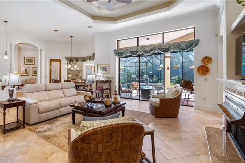 Casa en venta en Howey-in-the-Hills, Florida, 3 dormitorios, 309.09 m2 № 2427011 - foto 20