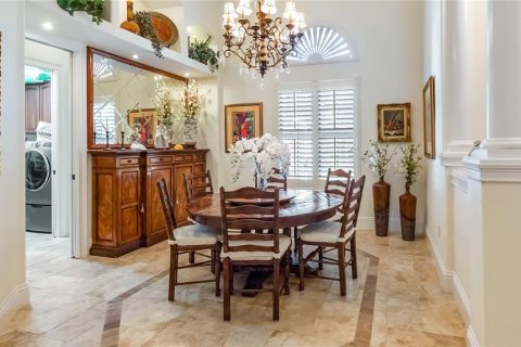 Casa en venta en Howey-in-the-Hills, Florida, 3 dormitorios, 309.09 m2 № 2427011 - foto 10