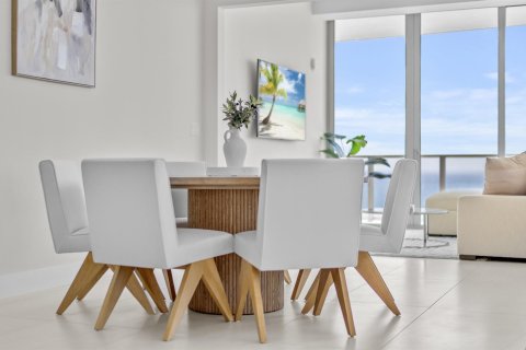 Condominio en venta en Riviera Beach, Florida, 2 dormitorios, 191.84 m2 № 2158348 - foto 29