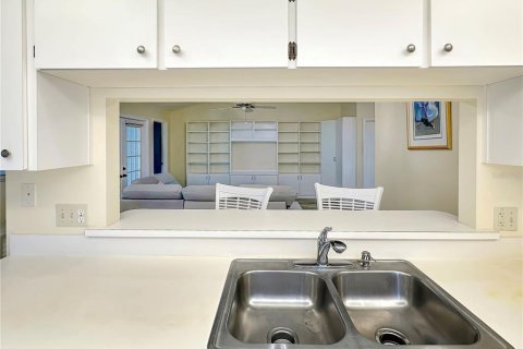 House in Largo, Florida 2 bedrooms, 105.63 sq.m. № 1884194 - photo 8