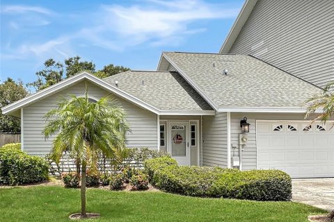 House in Largo, Florida 2 bedrooms, 105.63 sq.m. № 1884194 - photo 1