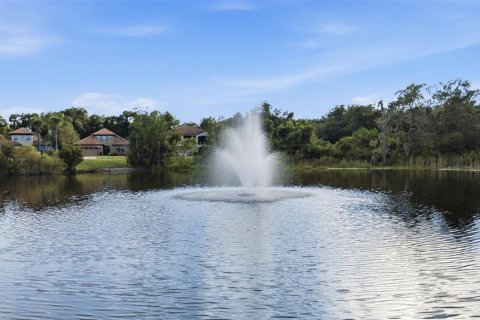 House in DeLand, Florida 3 bedrooms, 262.36 sq.m. № 2220801 - photo 5