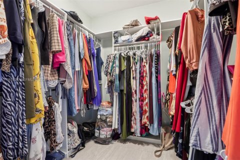 Купить виллу или дом в Майами, Флорида 6 спален, 177.07м2, № 2048720 - фото 25