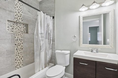 Купить виллу или дом в Майами, Флорида 6 спален, 177.07м2, № 2048720 - фото 5