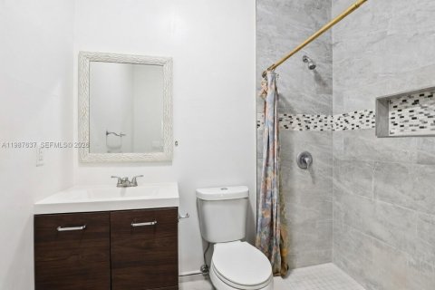 Купить виллу или дом в Майами, Флорида 6 спален, 177.07м2, № 2048720 - фото 4