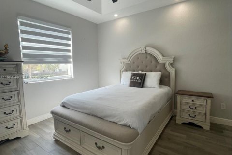 Touwnhouse à vendre à Cutler Bay, Floride: 4 chambres, 159.05 m2 № 2044861 - photo 25