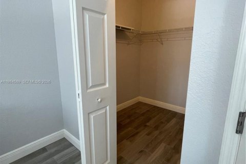 Touwnhouse à vendre à Cutler Bay, Floride: 4 chambres, 159.05 m2 № 2044861 - photo 29