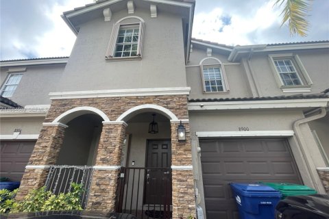 Touwnhouse à Cutler Bay, Floride 4 chambres, 159.05 m2 № 2044861