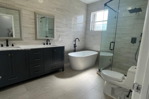 Touwnhouse à vendre à Cutler Bay, Floride: 4 chambres, 159.05 m2 № 2044861 - photo 27