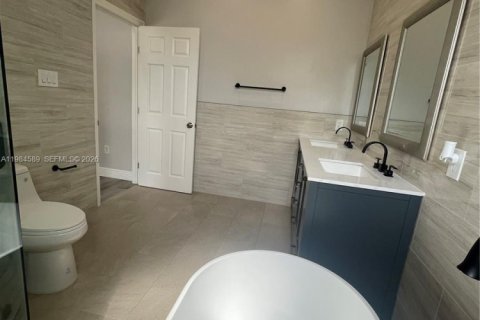 Touwnhouse à vendre à Cutler Bay, Floride: 4 chambres, 159.05 m2 № 2044861 - photo 26