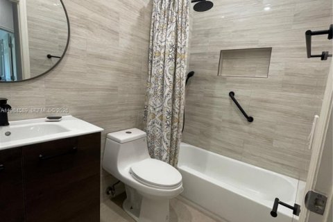 Touwnhouse à vendre à Cutler Bay, Floride: 4 chambres, 159.05 m2 № 2044861 - photo 20