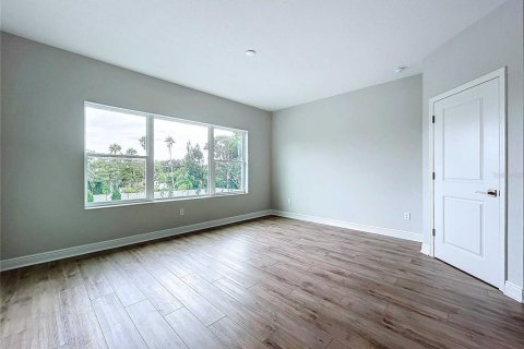 Townhouse in Seminole, Florida 2 bedrooms, 142.51 sq.m. № 1723444 - photo 3