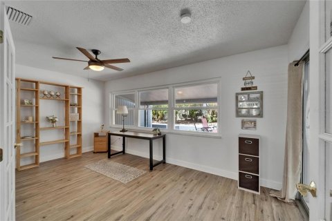 House in Sun City Center, Florida 3 bedrooms, 139.73 sq.m. № 1762088 - photo 25
